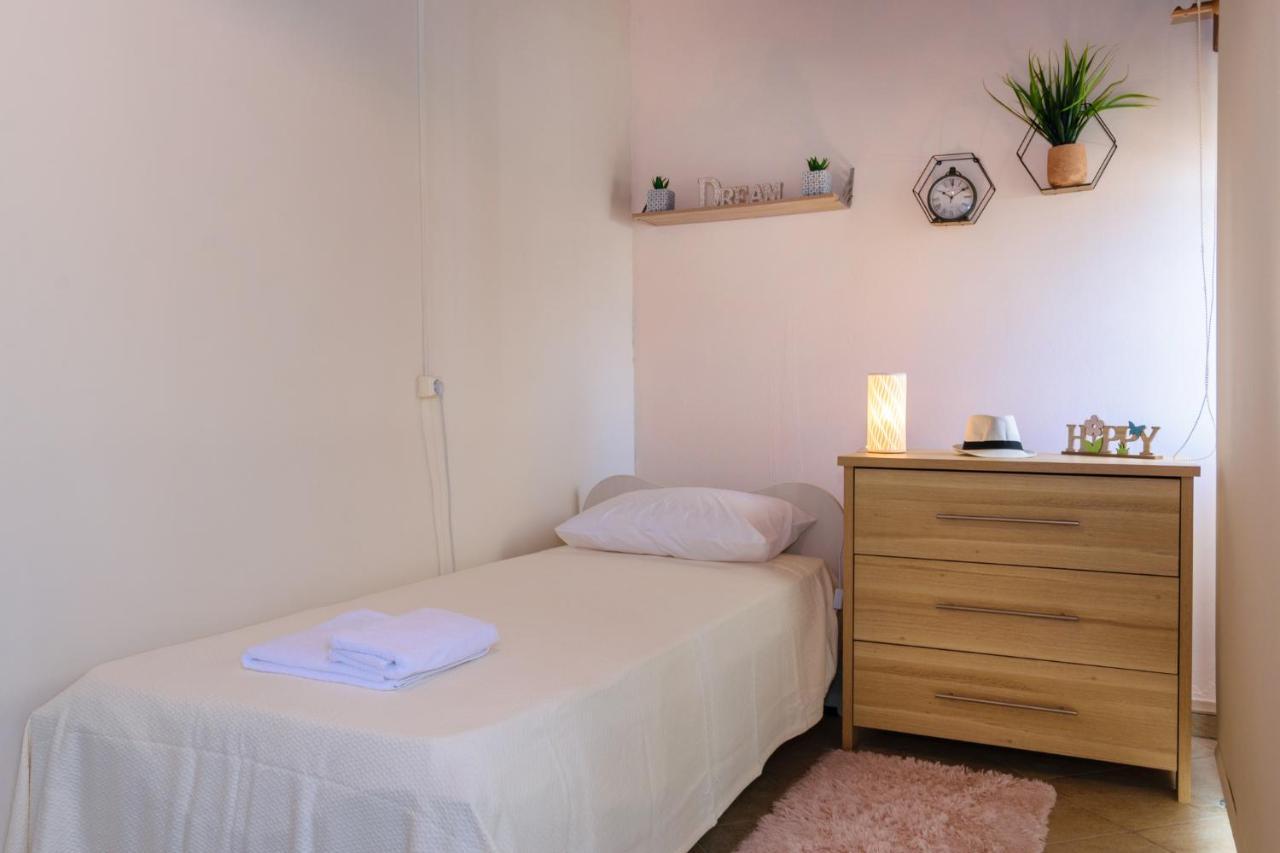 Central Penthouse In Quiet Neighborhood Near Sandy Beach 하니아 외부 사진